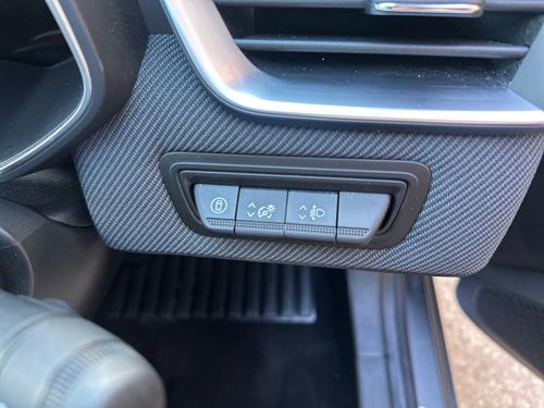 Renault CLIO Photo autoimg-85a9adbc88d7796ee263678e3cacb9d3e1dee3e1.jpg