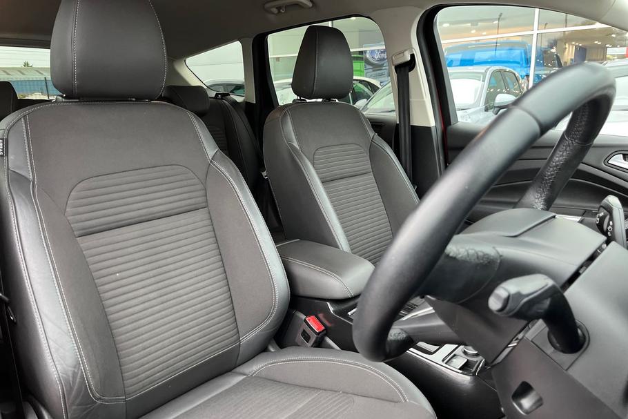 Used Ford KUGA YS17DVN 17