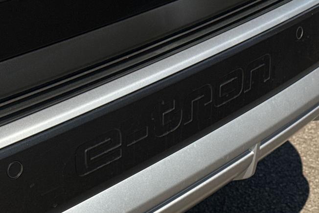 AUDI  Q4 Photo 48