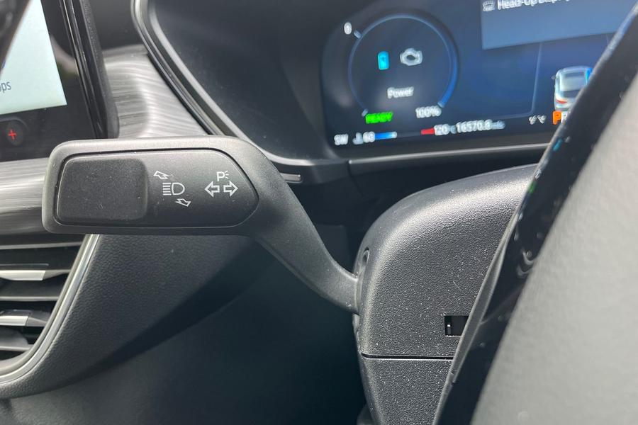 Ford Kuga Photo autoimg-85ad654c74e4b6e2c22ddfd0aab319e9f6b83fe9.jpg