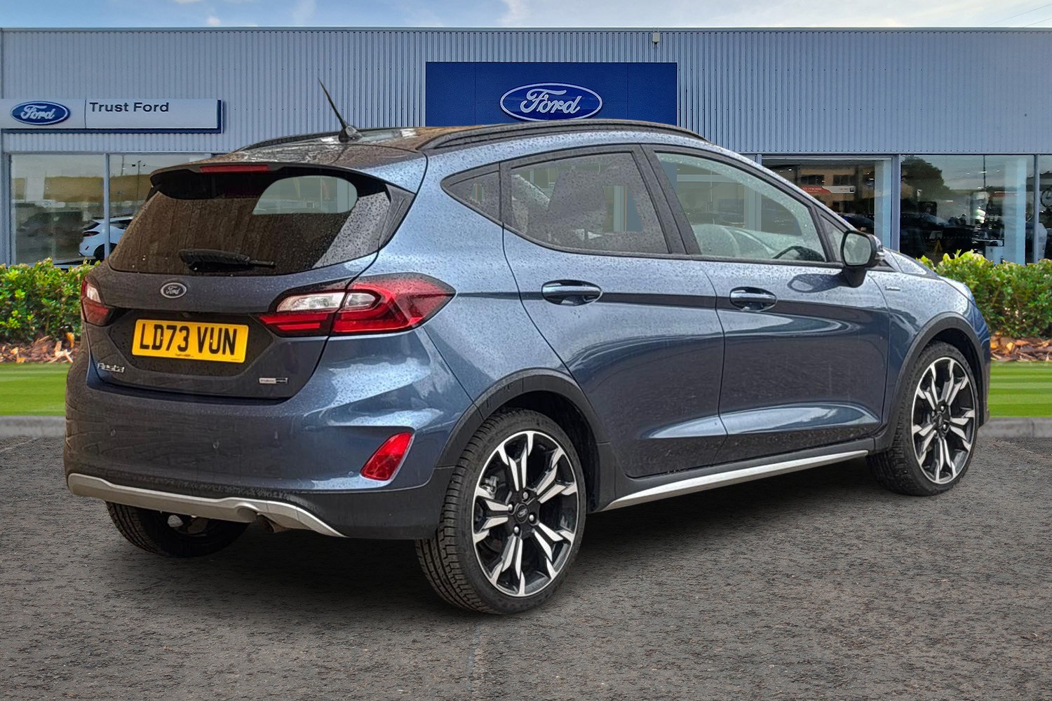 Ford Fiesta Photo 3