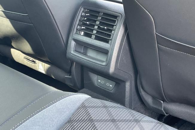 VOLKSWAGEN Golf Photo 48