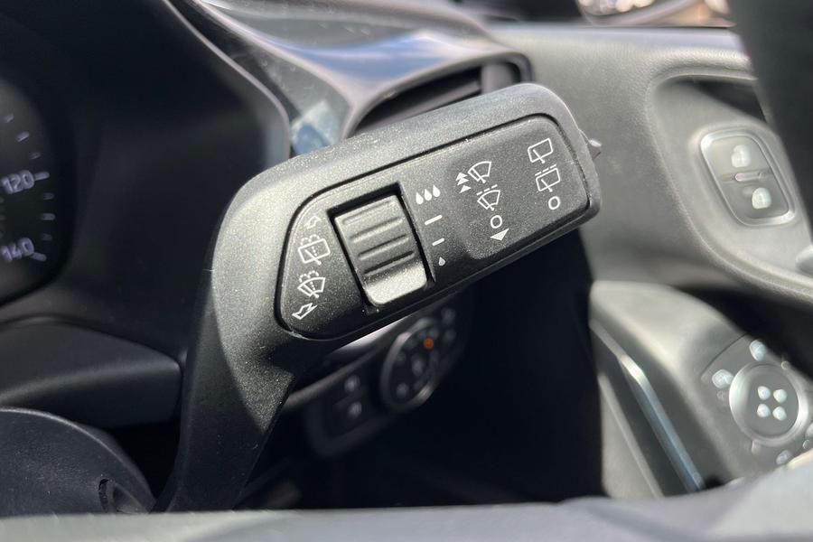 Ford Fiesta Photo autoimg-85b2fa12158eb756971bae90649a428129795a84.jpg