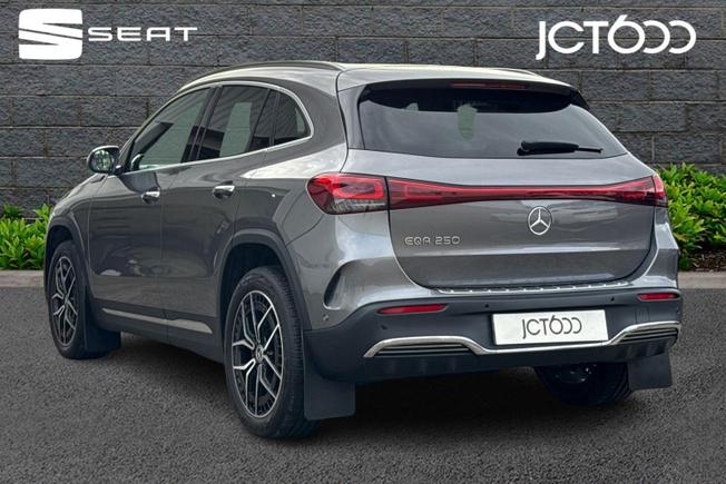 MERCEDES-BENZ Eqa Photo 3