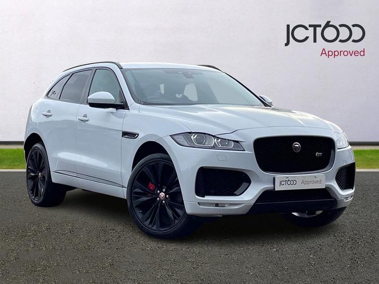 Used 2018 JAGUAR F-Pace 3.0 D300 V6 S SUV 5dr Diesel Auto AWD Euro 6 (s/s) (300 ps) White at JCT600