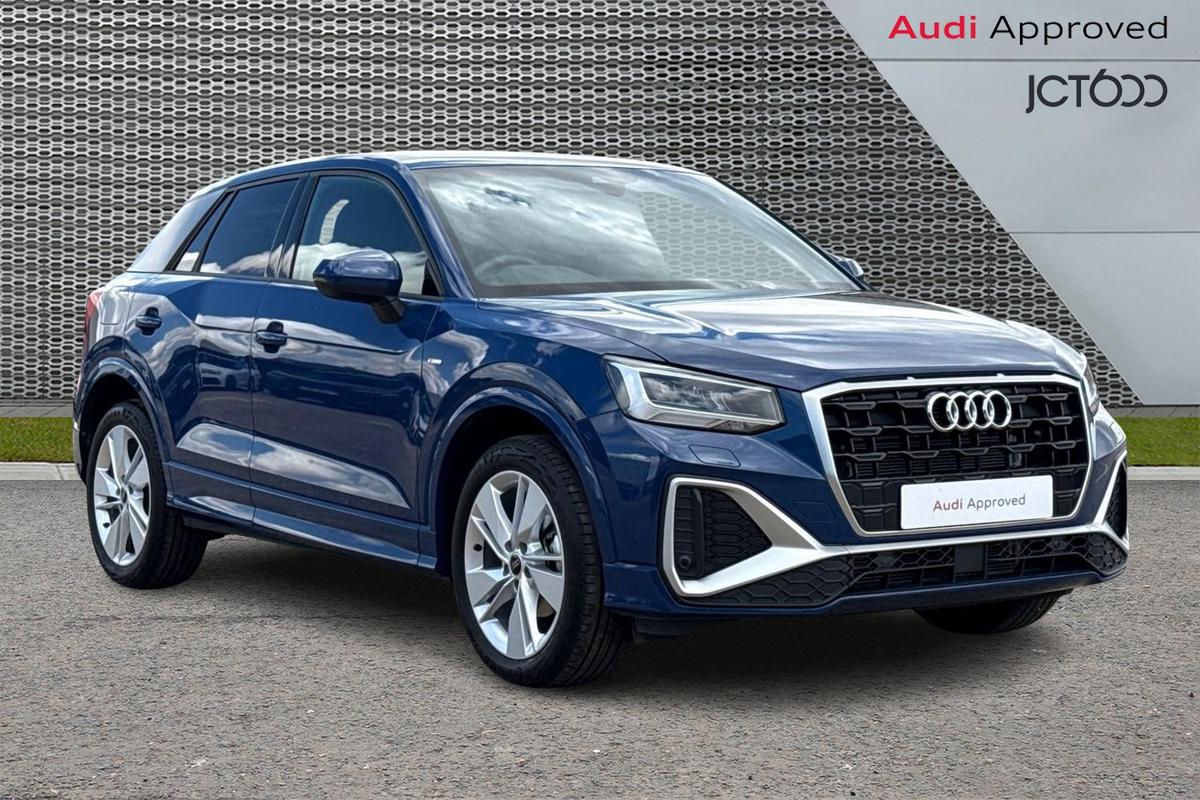 Audi Q2 listing photo
