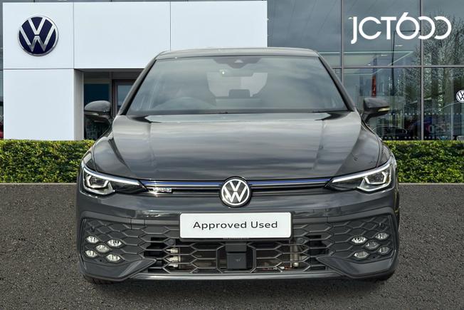 VOLKSWAGEN Golf Photo 8