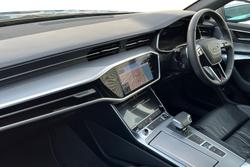 Audi A6 Saloon Photo 2