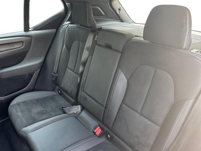 VOLVO Xc40 Photo 9