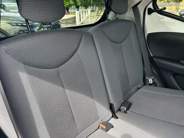 Toyota AYGO Photo autoimg-85bd7bc967f5b6d76468545b4915431fa755cdea.jpg