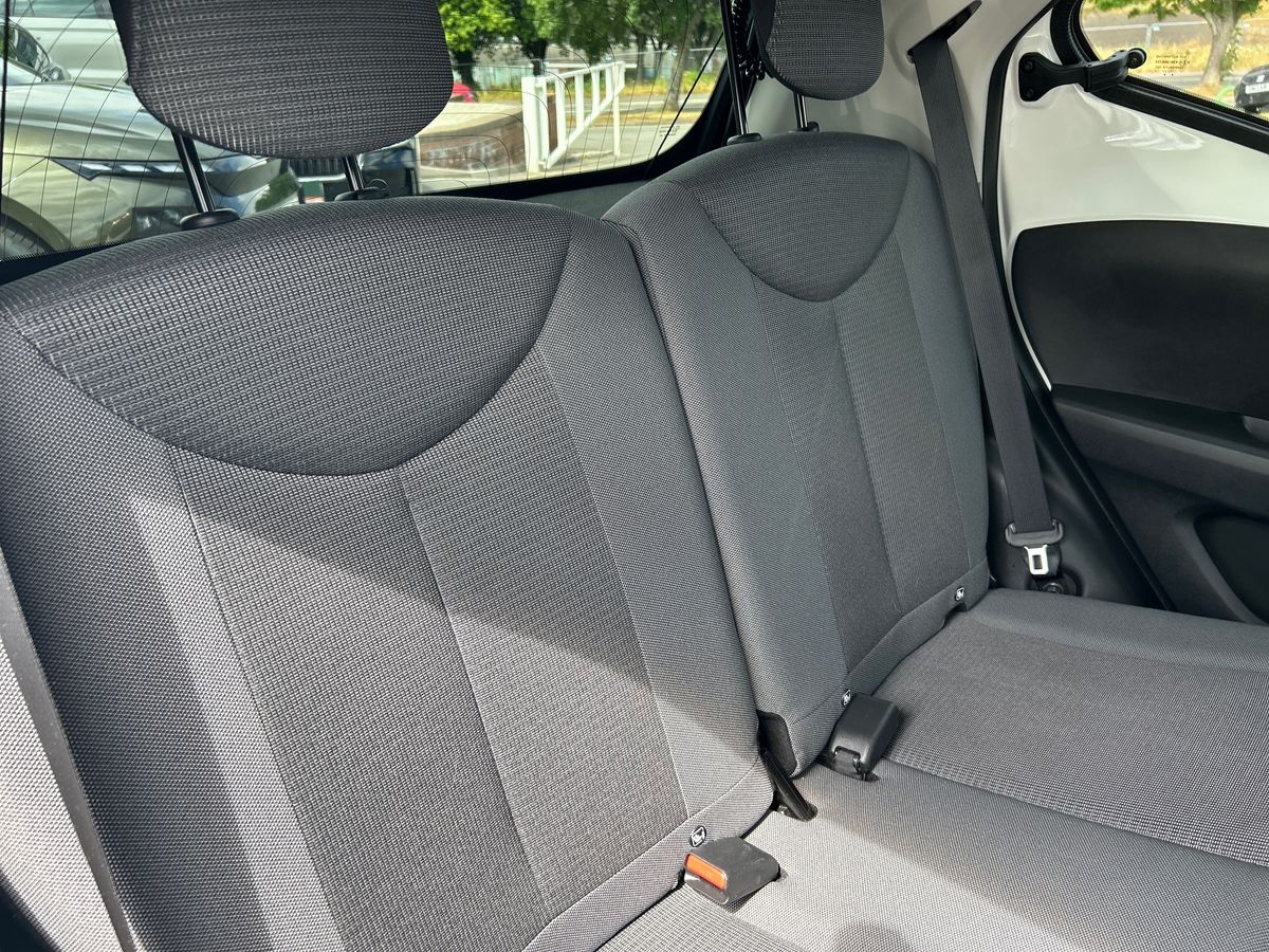Toyota AYGO Photo 42