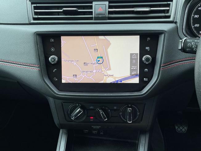 SEAT Ibiza Photo 14