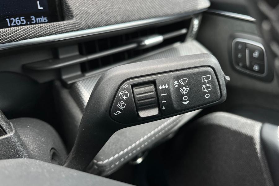 Ford MUSTANG MACH-E Photo autoimg-85c0b06a97bddb1e5b8a068da50f22fdf3cfa840.jpg