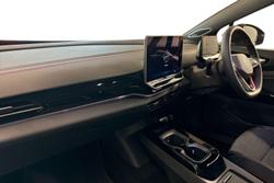 VOLKSWAGEN ID.4 Photo 2