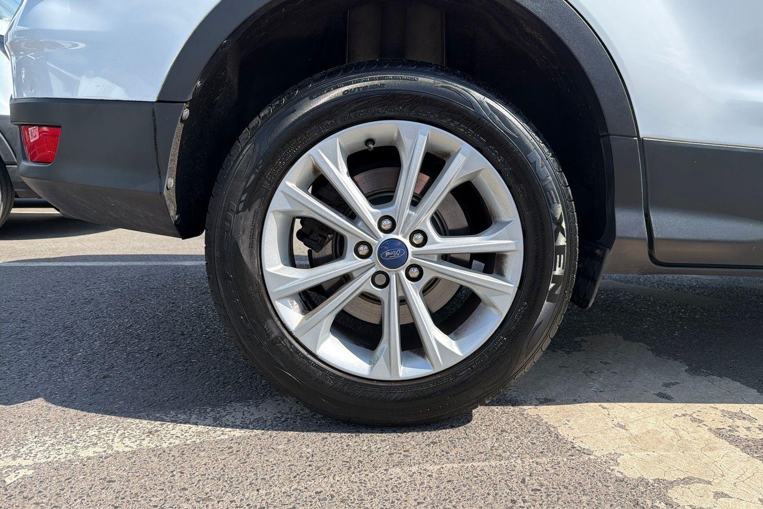 Ford KUGA Photo 7