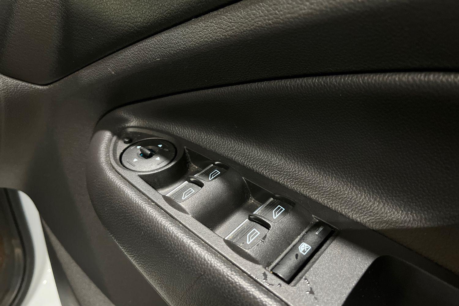 Ford KUGA Photo 15