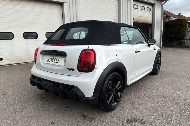MINI Convertible Photo 22