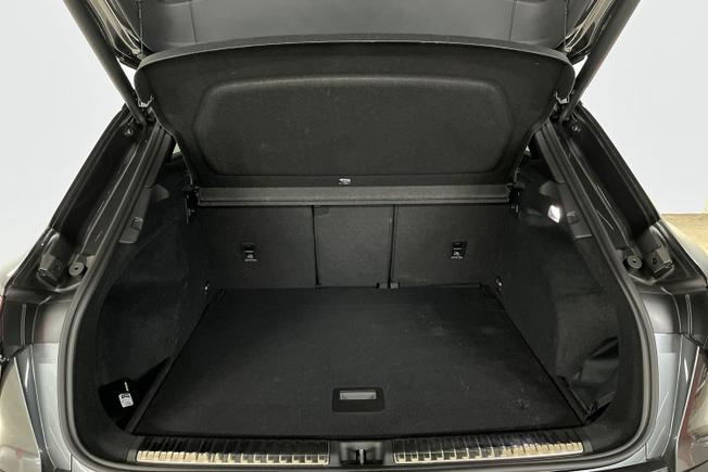 AUDI Q3 Photo 12