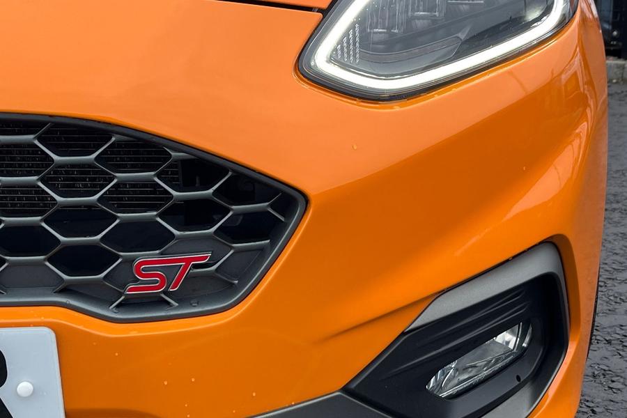 Ford FIESTA Photo autoimg-85d14cb51d4f6f93ac90ef3acb9cb945f8fb73c8.jpg