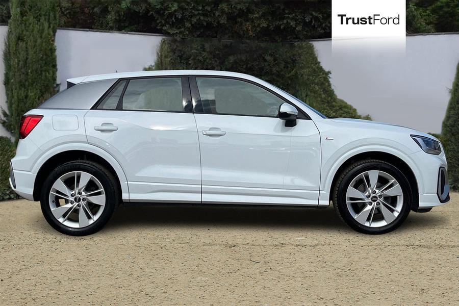 Audi Q2 Photo autoimg-85d29e8b3e8b70fcd4918f183ed9eb598b5f461e.jpg