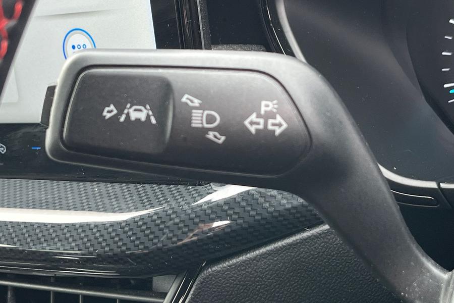 Ford FOCUS Photo autoimg-85df0de89d41fa25a75a080de88569132becd131.jpg