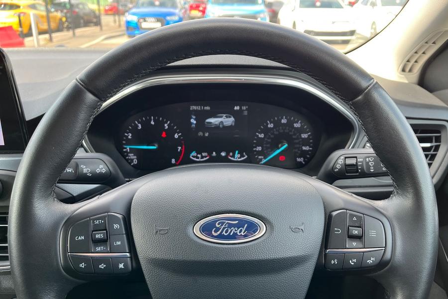 Ford Focus Photo autoimg-85e05050484cba6c51d2f3cf934615a4bece9894.jpg