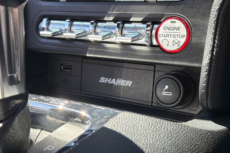 FORD MUSTANG Photo autoimg-85e138aa9b6561b2ccbe65d858048f3c7435b1e3.jpg