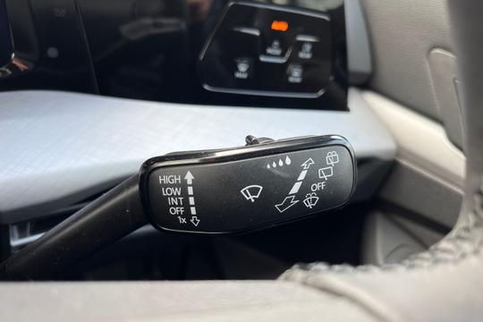 Volkswagen Golf Photo autoimg-85e2e92116d3a94b2ab5130efd0d6a8e905b336d.jpg
