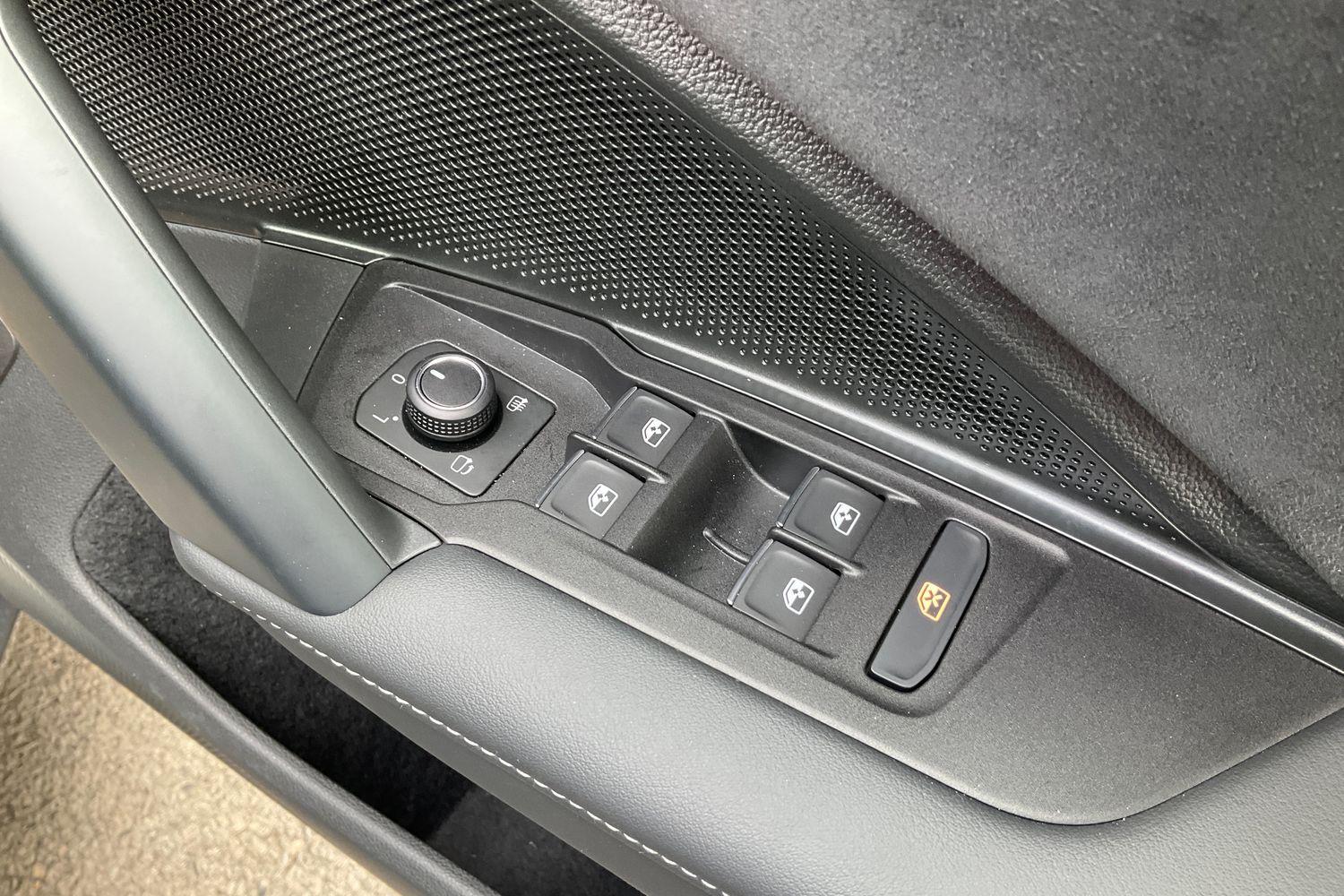 Volkswagen TAYRON Photo 15
