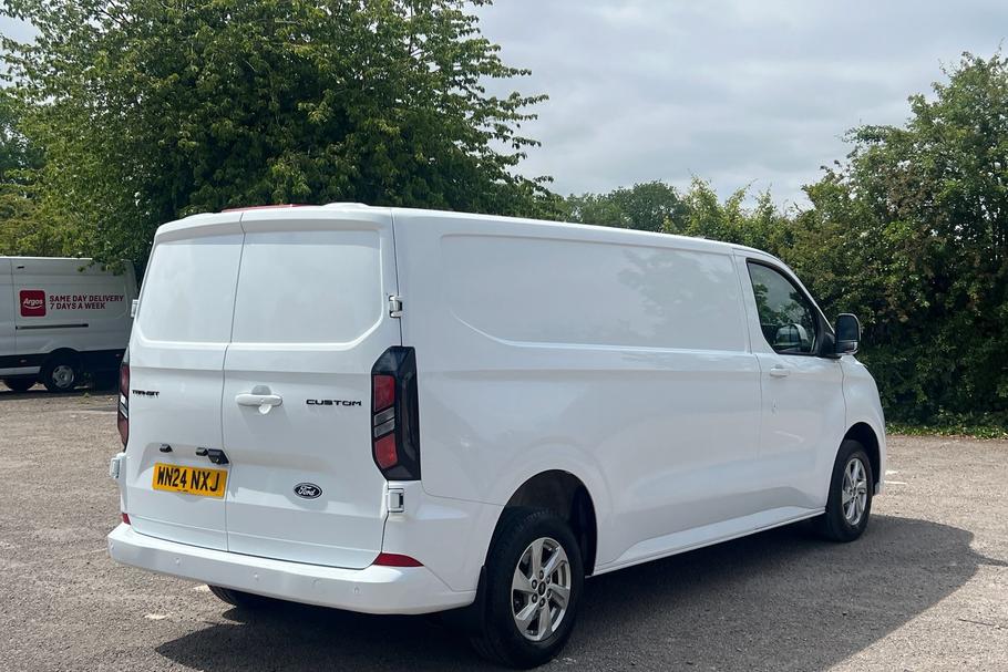 Used Ford TRANSIT CUSTOM WN24NXJ 24