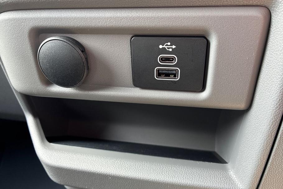 Used Ford E-TRANSIT CUSTOM HV75PXJ 36