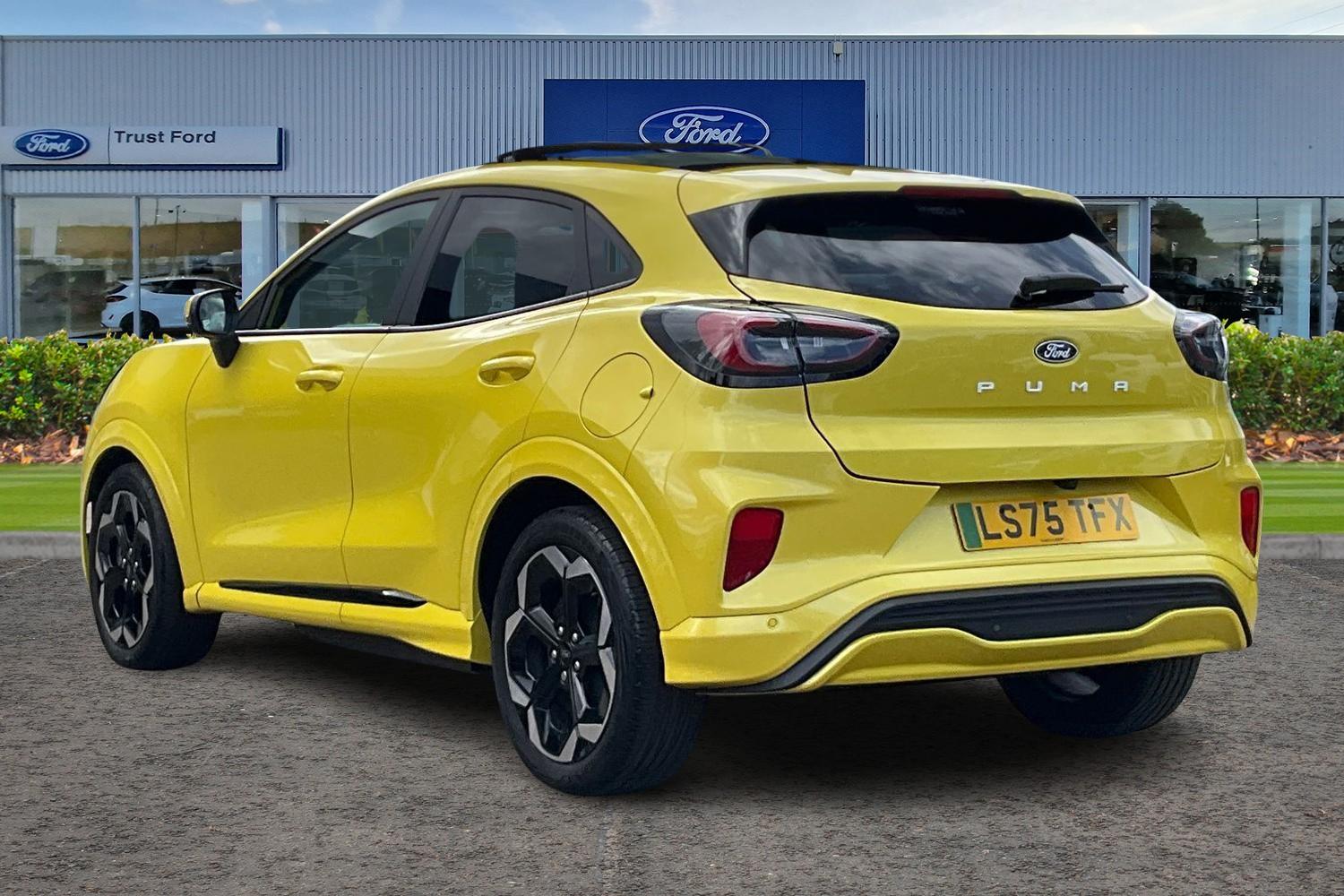 Ford Puma Gen-E Photo 1