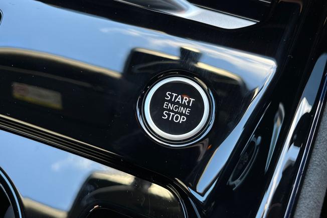 AUDI Q3 Photo 21
