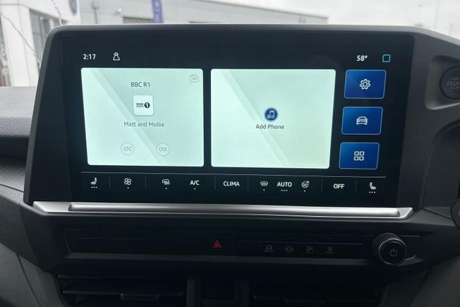 VOLKSWAGEN e-Transporter Photo 13