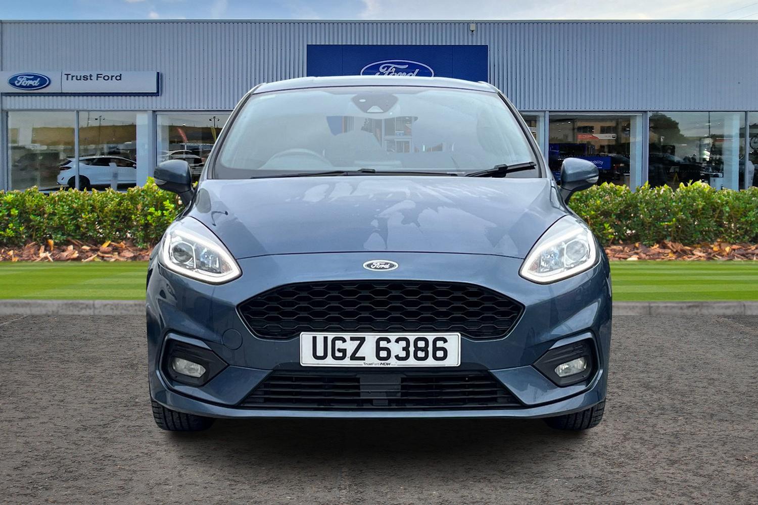 Ford FIESTA Photo 5