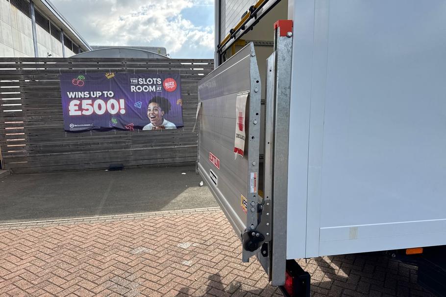 Used Ford TRANSIT WP75ZGE 25