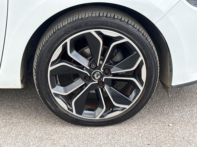 RENAULT Clio Photo 21