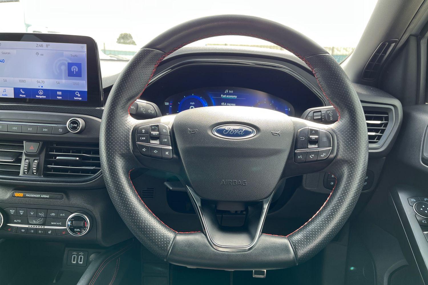 Ford FOCUS Photo 11
