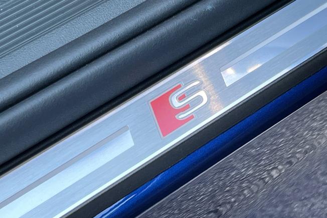 AUDI Q4 E-Tron Photo 22