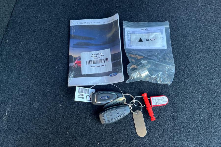 Ford KUGA Photo autoimg-86018b06c5f238fe80f1e4cd94eea62c02f216fd.jpg