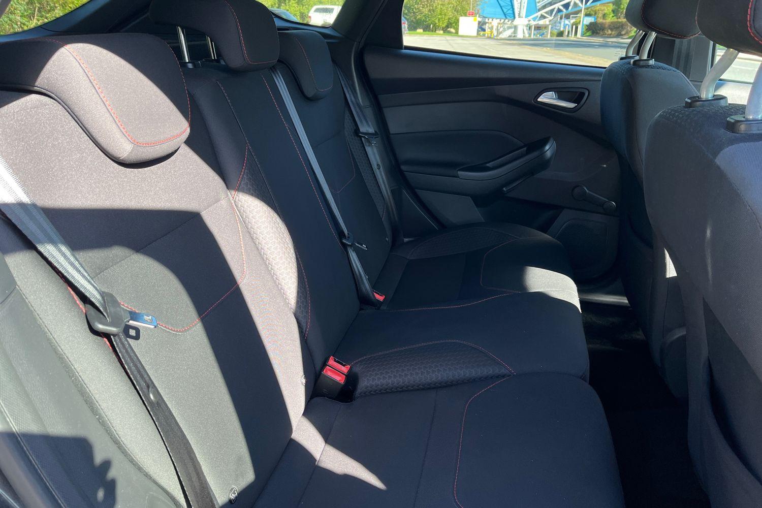 Ford Focus Photo 34