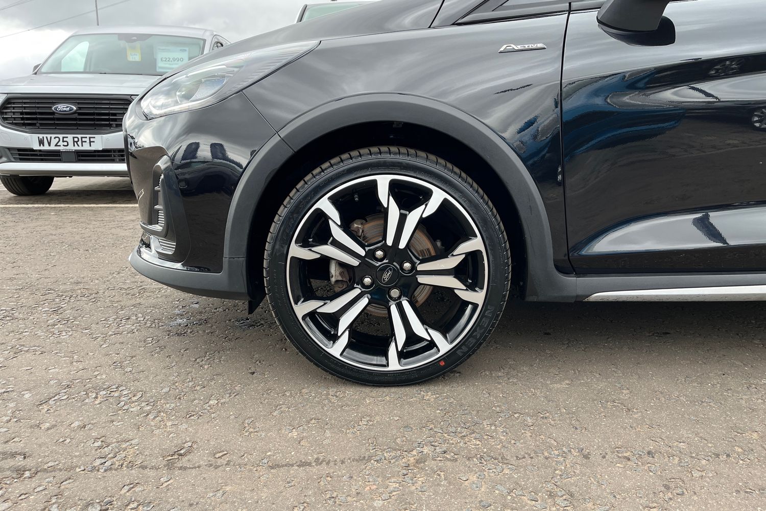 Ford Fiesta Photo 7