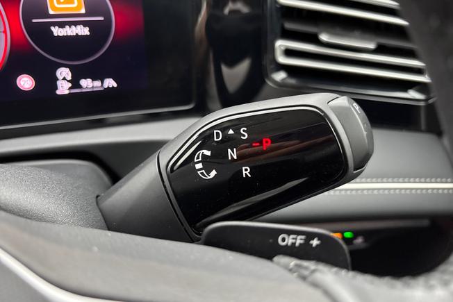 VOLKSWAGEN Tiguan Photo 25
