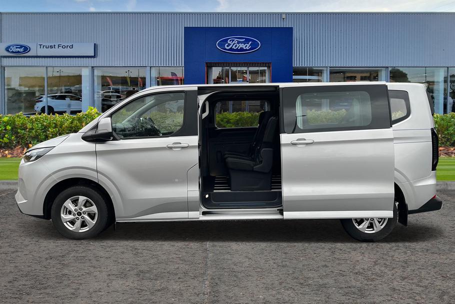 Used Ford TOURNEO CUSTOM 6