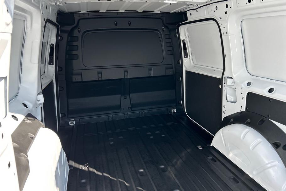 Used FORD TRANSIT CONNECT BG75DPZ 28