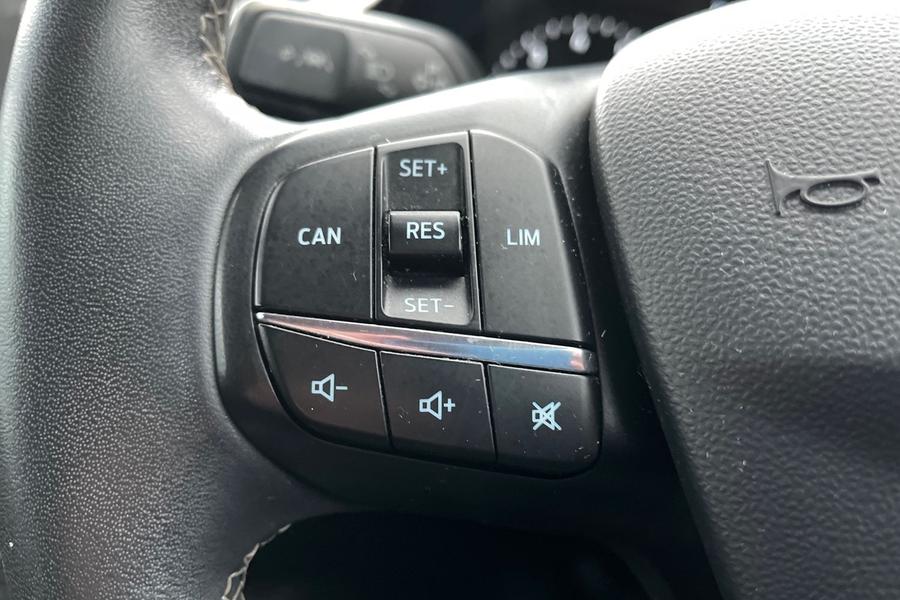 Ford FIESTA Photo autoimg-8612ab6d5f6b176fd579a6d1baefd3da07e418c3.jpg