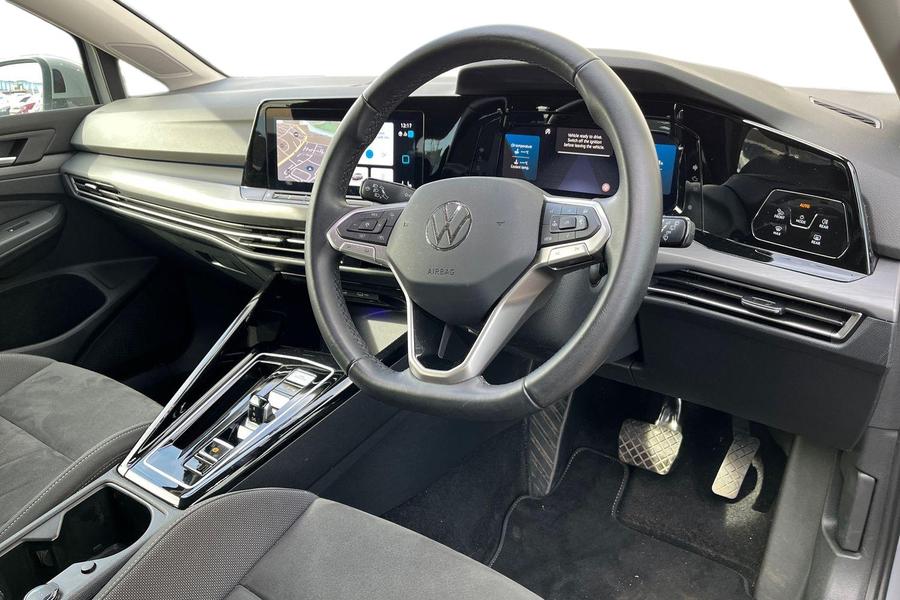 Volkswagen Golf Photo autoimg-861598c3b93d3719e199503d7b471103da92bb2e.jpg