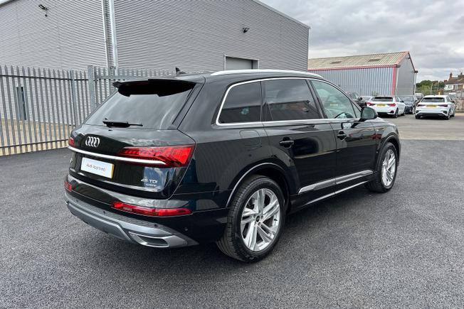 Audi Q7 Photo 24