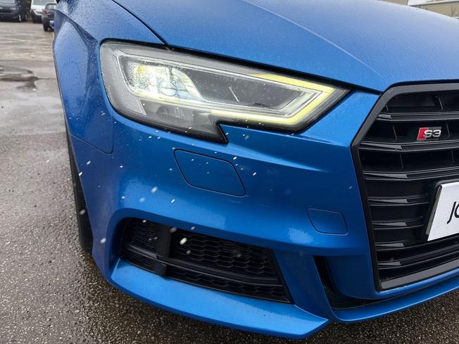 AUDI S3 Photo 31