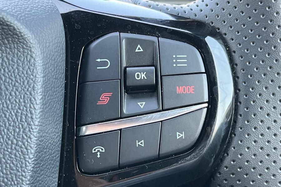 Ford PUMA Photo autoimg-8618a763256943d1d2e46f389ba760af174c7163.jpg